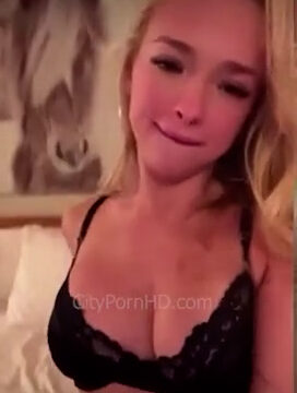 Julia Filippo PPV Strip Teasing video by Onlyfans