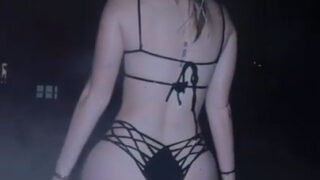 Jordyn Jones Sexy in Bikini – Onlyfans video Hot